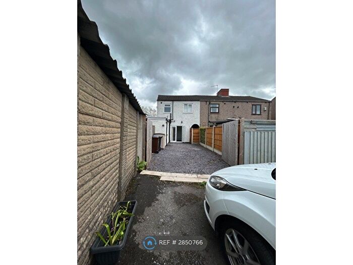 3 Bedroom Semi-Detached House To Rent In Church Street, Warrington, WA3
