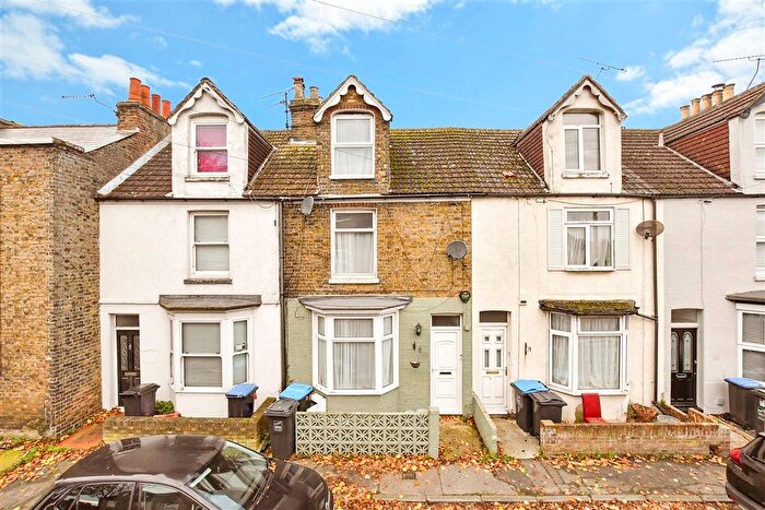 3 Bedroom Terraced House For Sale In Southwood Road, Ramsgate, Kent, CT11