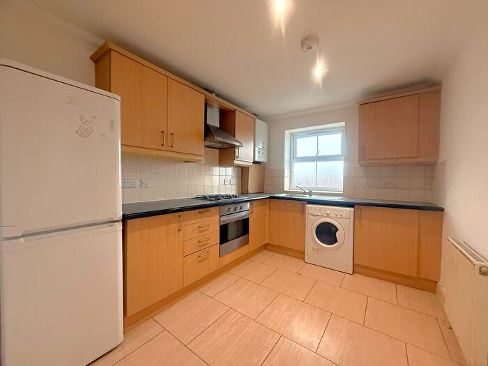1 Bedroom Flat To Rent In Rapur Court, Hanworth Road, Hounslow, TW3