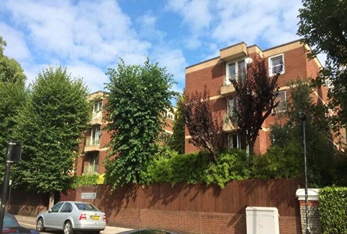 2 Bedroom Flat To Rent In Acol Road, London, NW6