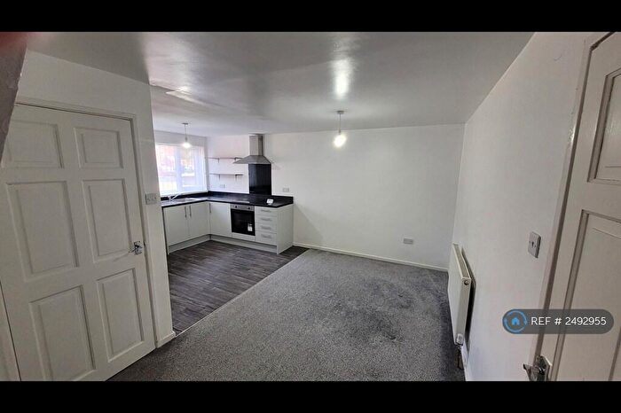 3 Bedroom End Of Terrace House To Rent In Bodmin Close, Wallsend, NE28