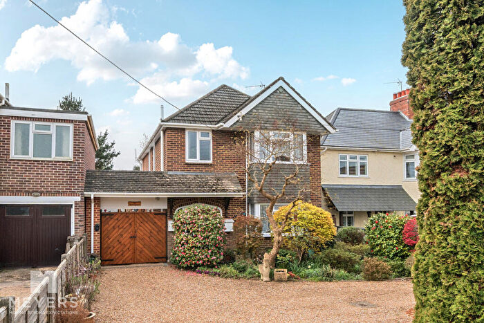 4 Bedroom Detached House For Sale In Wimborne Road West, Wimborne, BH21