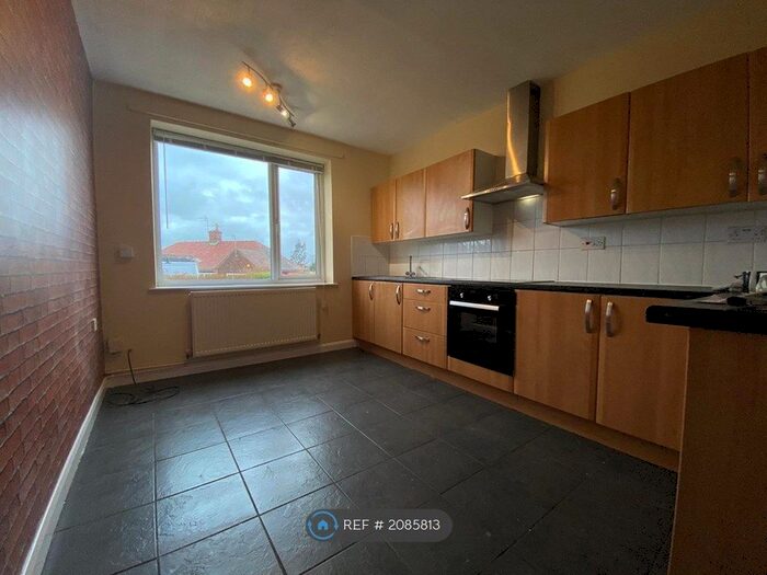 3 Bedroom Semi-Detached House To Rent In Felley Avenue, Kirkby-In-Ashfield, Nottingham, NG17