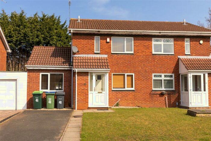 2 Bedroom Semi-Detached House To Rent In Starkie Drive, Oldbury, West Midlands, B68