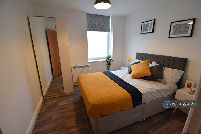 2 Bedroom Flat To Rent In Dalton Street, Cardiff, CF24