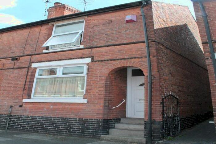 2 Bedroom Property To Rent In Spalding Road, Nottingham, NG3