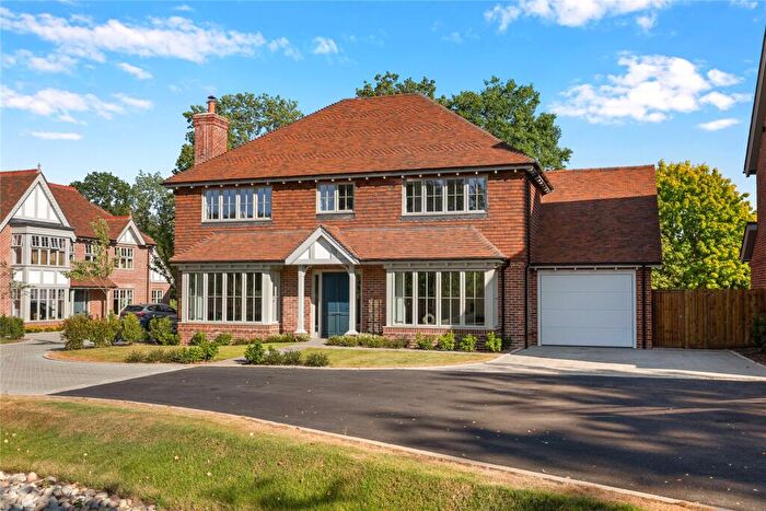5 Bedroom House For Sale In Send Barns Lane, Send, Woking, Surrey, GU23