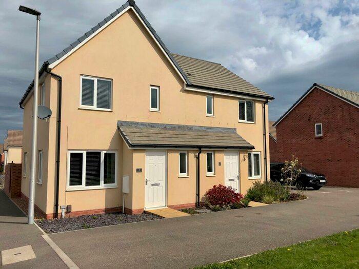 3 Bedroom House To Rent In Birch Way, Cranbrook - Zero Deposit Scheme Available, EX5