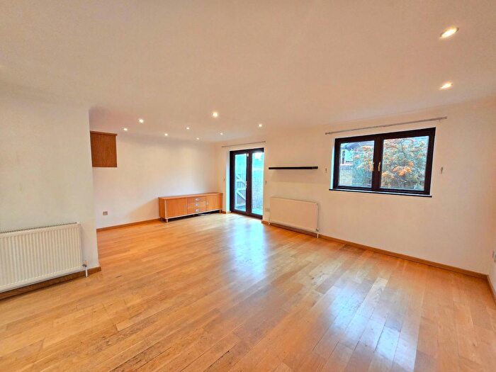 3 Bedroom Semi-Detached House To Rent In All Saints Mews, HA3