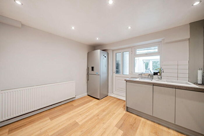 3 Bedroom Terraced House For Sale In Beech Road, Oakham, LE15