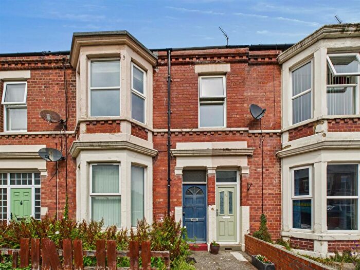 3 Bedroom Maisonette To Rent In Bamborough Terrace, North Shields, NE30