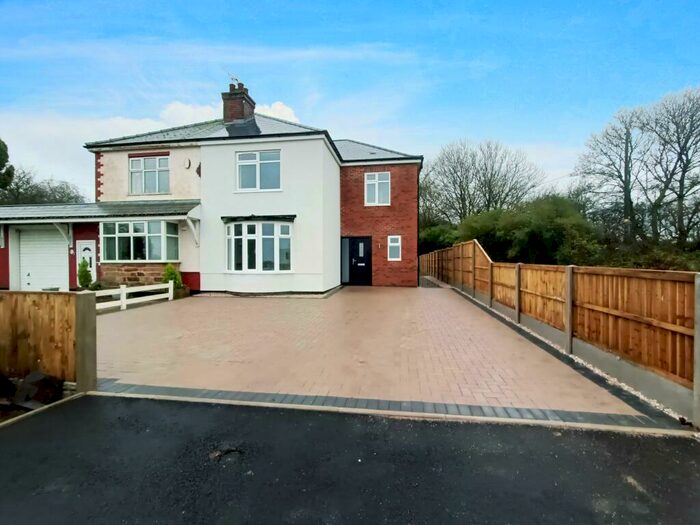 3 Bedroom Semi-Detached House To Rent In Cauldwell Road, Sutton-in-Ashfield, NG17