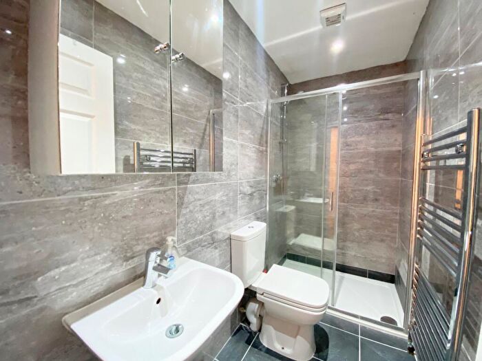 3 Bedroom Flat To Rent In Tavistock Road, Jesmond, NE2