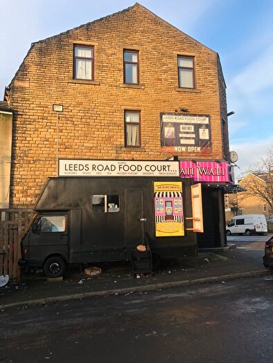 1 Bedroom Park Home For Sale In Leeds Road, Bradford, BD3
