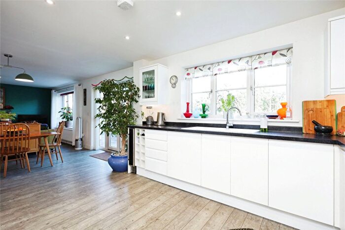 4 Bedroom Detached House For Sale In St. Peters Court, Havenstreet, Ryde, Isle Of Wight, PO33