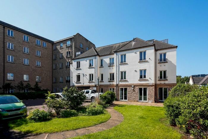 2 Bedroom Flat To Rent In Hopetoun Crescent, New Town, Edinburgh, EH7