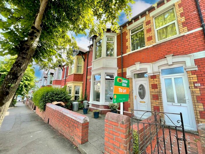 2 Bedroom Flat To Rent In Tynewydd Road, Barry, CF62