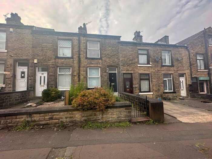 2 Bedroom Terraced House To Rent In Crosland Street, Huddersfield, HD4