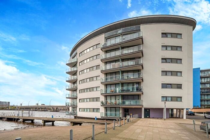 1 Bedroom Flat For Sale In The Helm, Basin Approach, London, E16