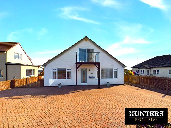 4 Bedroom Detached House For Sale In Lighthouse Road, Flamborough, Bridlington, YO15