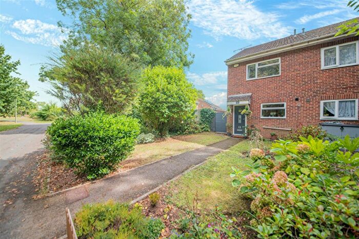 3 Bedroom End Of Terrace House For Sale In Ainsley Gardens, Eastleigh, SO50