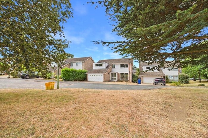 4 Bedroom Detached House For Sale In Broadland Road, Bury St. Edmunds, IP33