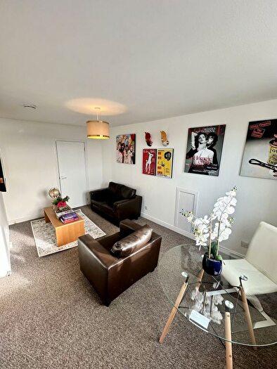 1 Bedroom Flat To Rent In Perth Road, Dundee, DD1