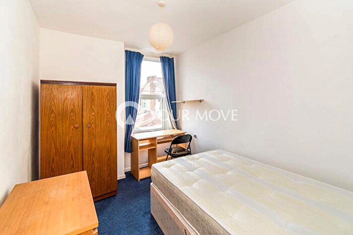 5 Bedroom House To Rent In Francis Avenue, Southsea, Hampshire, PO4