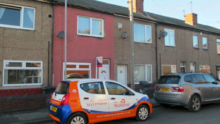 2 Bedroom Terraced House To Rent In Leadley Street, S63