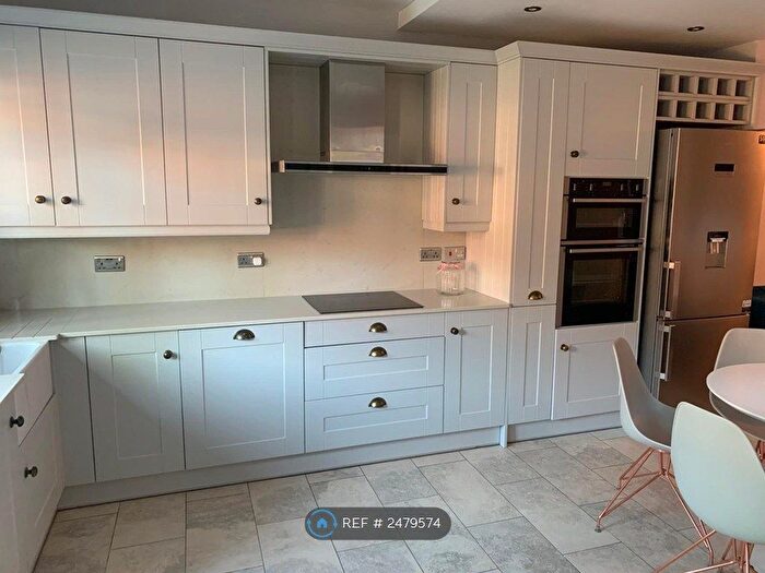 2 Bedroom Flat To Rent In London, London, N22