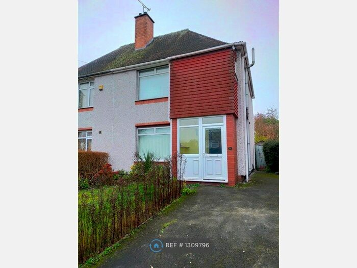 3 Bedroom Semi-Detached House To Rent In Cedar Avenue, Worcester WR4