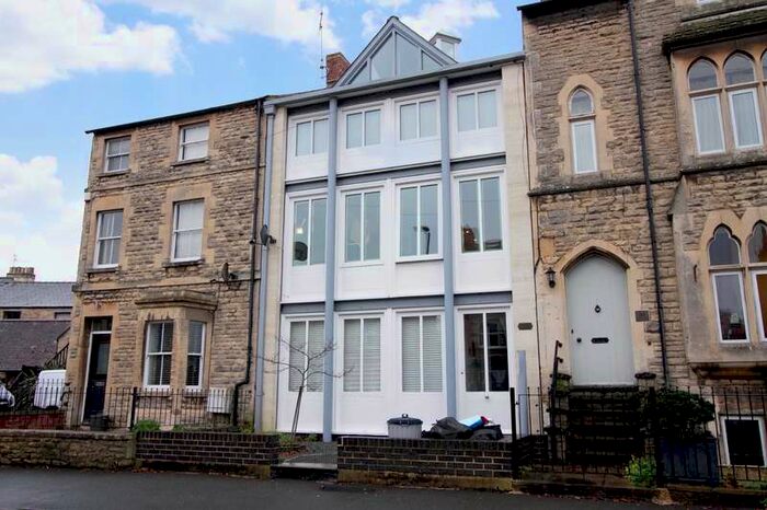 1 Bedroom Apartment To Rent In West Lodge, Victoria Road, GL7