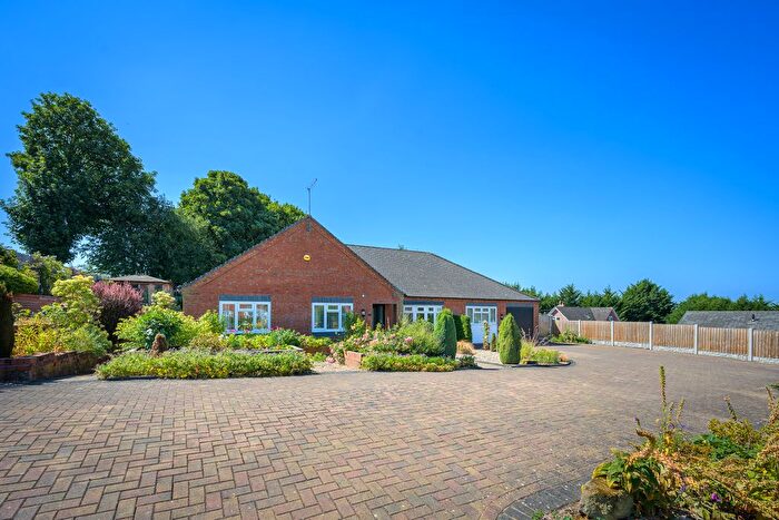 4 Bedroom Detached Bungalow For Sale In Turnpike Rise, Prees, SY13