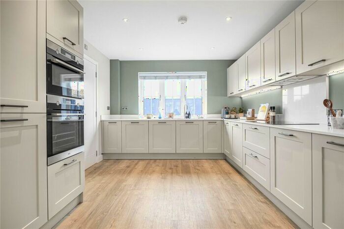 5 Bedroom Detached House For Sale In The Fairfield, Elgrove Gardens, Halls Close, Drayton, Oxfordshire, OX14