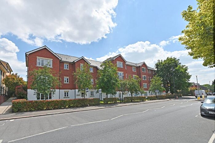 2 Bedroom Apartment For Sale In Robson Avenue, Willesden, Lond, NW10