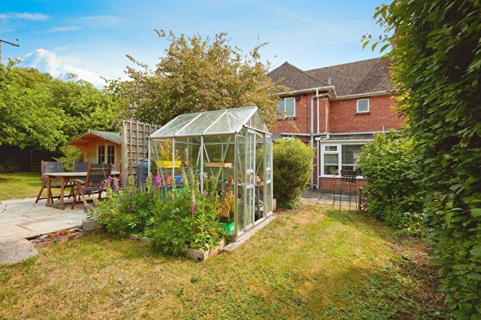 4 Bedroom Semi-Detached House For Sale In Quarry Close, Stour Provost, Gillingham, SP8