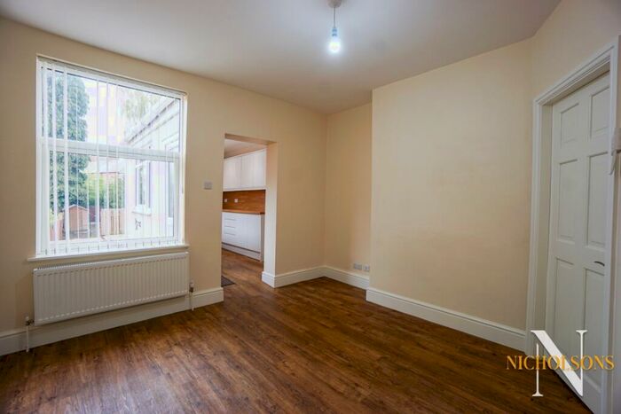 4 Bedroom Terraced House To Rent In Victoria Road, Retford, Nottinghamshire, DN22