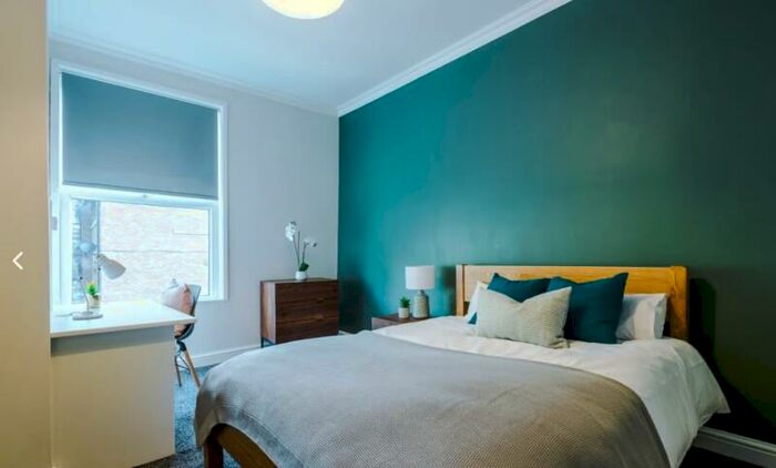 6 Bedroom Property To Rent In Norwood Place, Hyde Park, Leeds, LS6