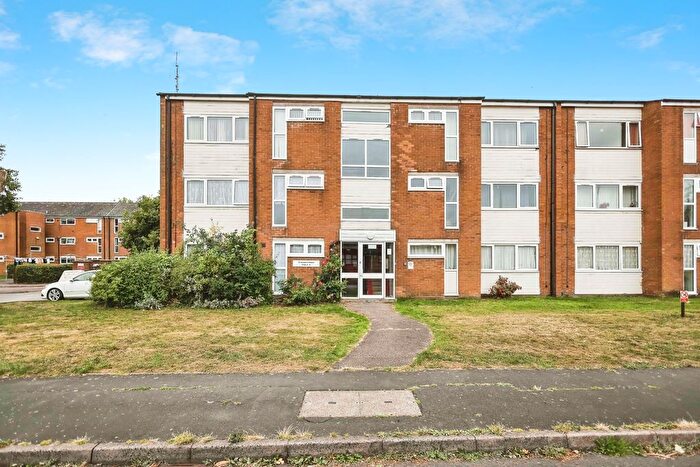 1 Bedroom Flat For Sale In Welshmans Hill, Sutton Coldfield, Birmingham, B73