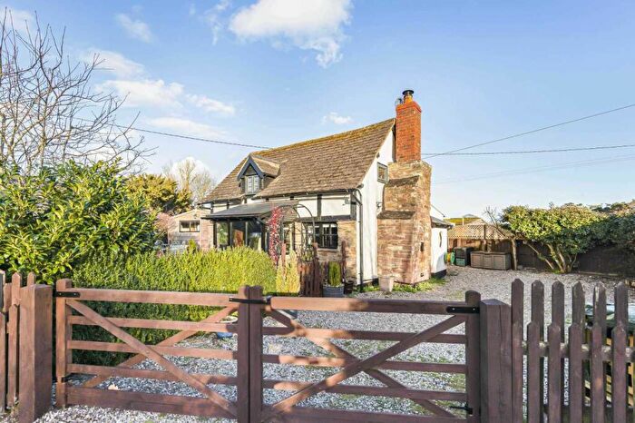 2 Bedroom Cottage For Sale In Moccas, Hereford, Herefordshire, HR2