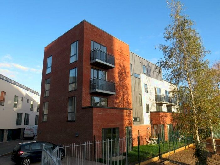 2 Bedroom Apartment To Rent In Southville, Cooperage Court, BS3