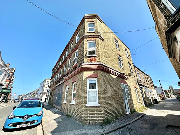 1 Bedroom Flat To Rent In Bath Road, Margate, Kent, CT9