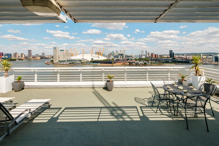 3 Bedroom Flat For Sale In Manchester Road, London, E14