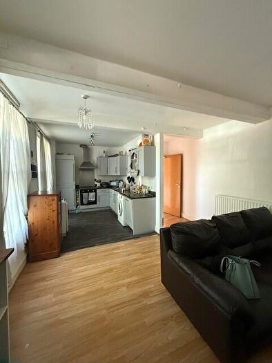 4 Bedroom Town House To Rent In Bridge Street, Derby, DE1