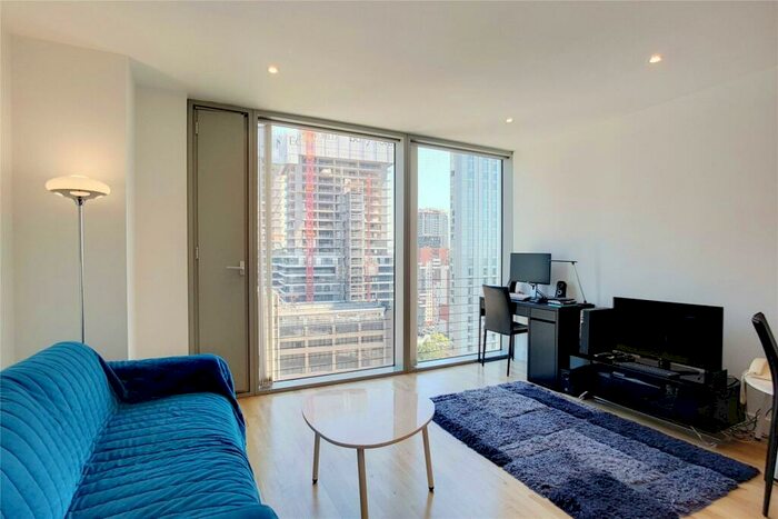 1 Bedroom Flat To Rent In Landmark East, Canary Wharf, E14