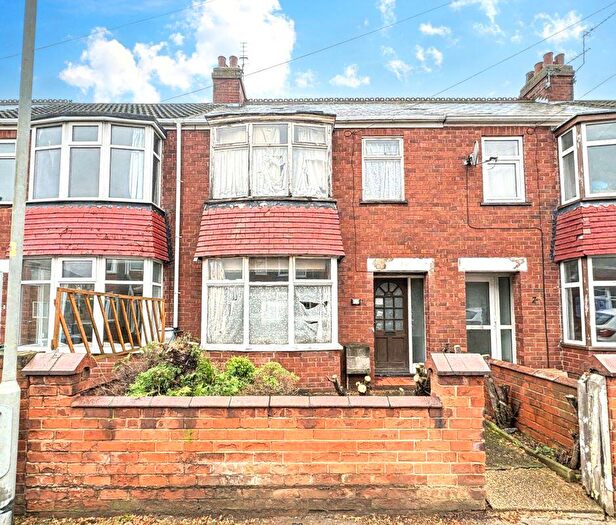 3 Bedroom Terraced House For Sale In Mill Avenue, Grimsby, DN31