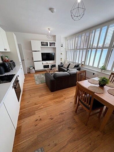 2 Bedroom Flat For Sale In Ambassador House Cavendish Avenue, Sudbury Hill, Harrow, HA1