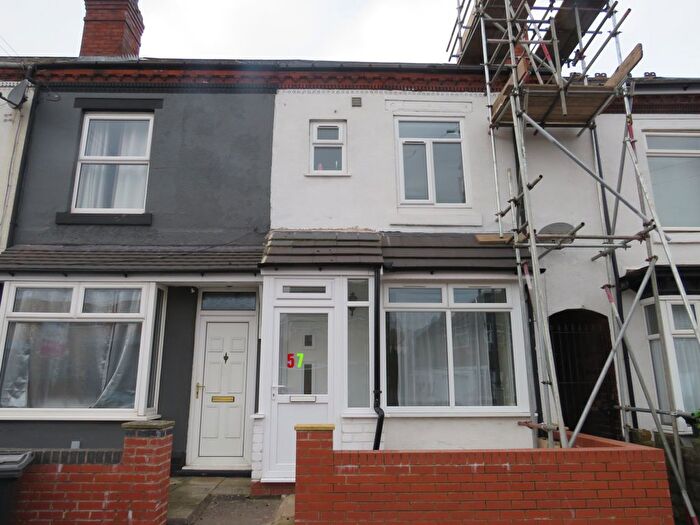 3 Bedroom Property To Rent In Birchfield Lane, Oldbury, B69
