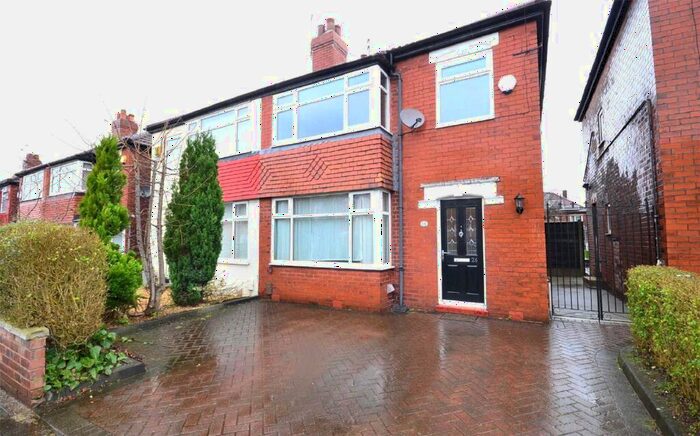 3 Bedroom Semi-Detached House To Rent In Ilkley Crescent, Reddish, Stockport, SK5