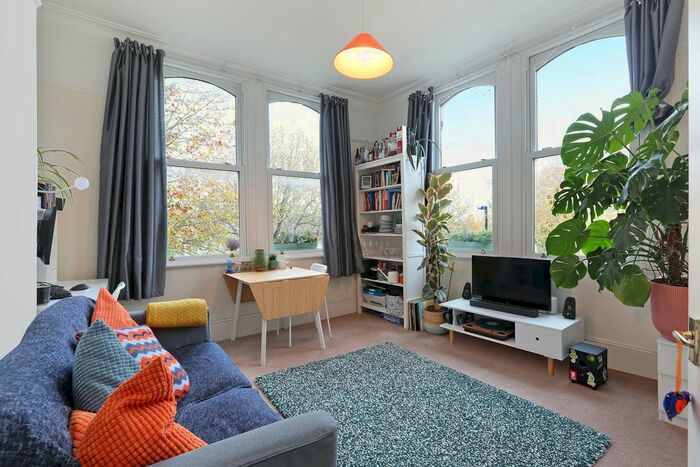 1 Bedroom Property To Rent In Lordship Lane, London, SE22